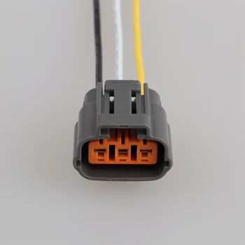 1Pcs конектор за автомобилен светлинен кабел 3Pins 6195-0009 / 6195-0012 За лампа за държач на лампа Plug Запалителна бобина Пакет за високо напрежение