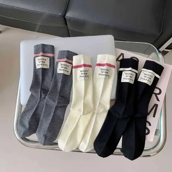 Реколта спортни универсален японски стил есен и зима масивна вълна писмо етикет двойка купчина топли чорапи средна дължина чорапи