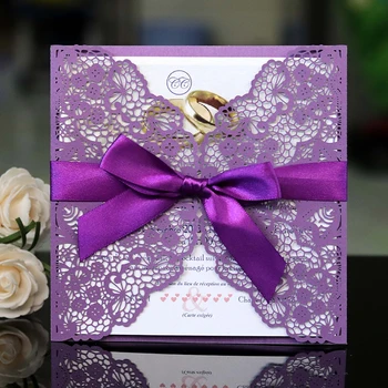 25pcs Лазерна куха квадратна покана с панделка Романтични сватбени покани Поздравителни картички Парти за персонализиране на подаръчни карти