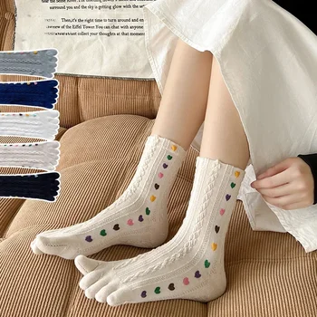 Ins Цветни сърце плитка пет пръста чорапи за жени пролет есен средата тръба памучни чорапи дишаща екипажа чорапи улично облекло