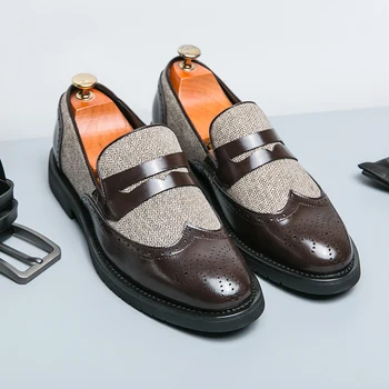 Мокасини Обувки Мъже с PU снаждане Нисък ток издълбани модел за класически комфорт дишане